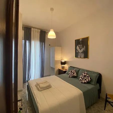 Matrimoniale Cado Dalle Nubi Con Bagno Privato E Balcone * 바리